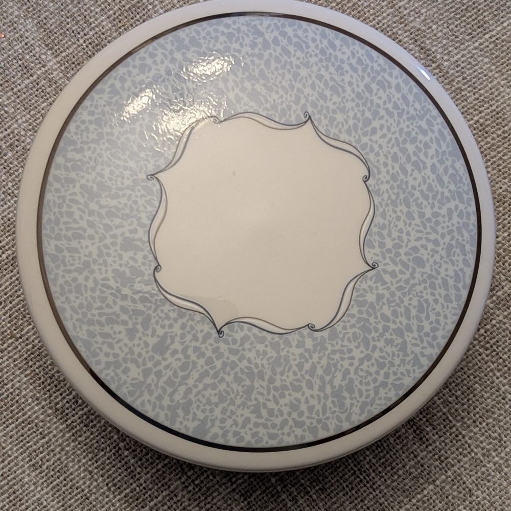 Wedgwood Blue and White Jewelry Organizer